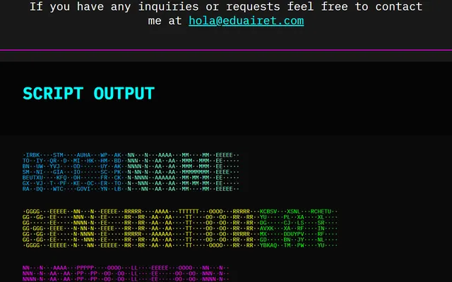 La lista de nombres hechos en el sitio, en letras ASCII de colores.